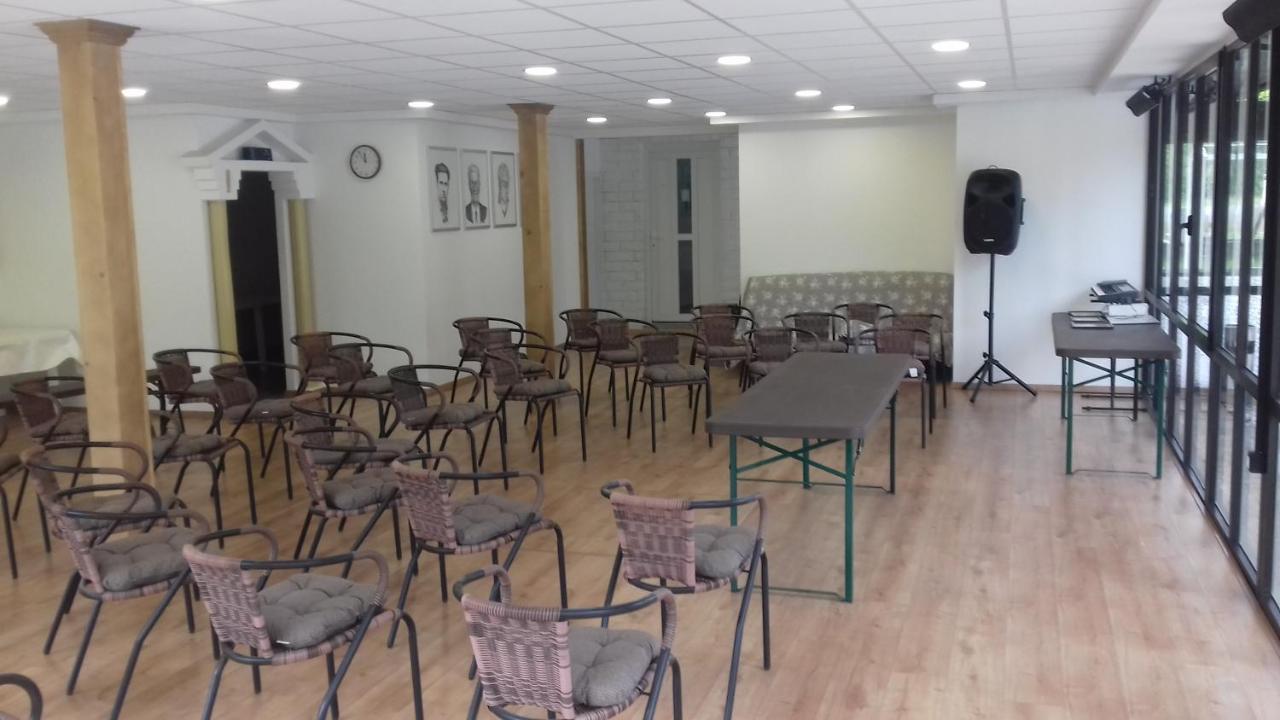 Divaca, Vila Srebrna المظهر الخارجي الصورة